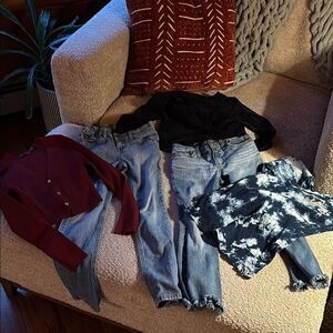 Stylish girls Clothing Set with Jeans and Tops